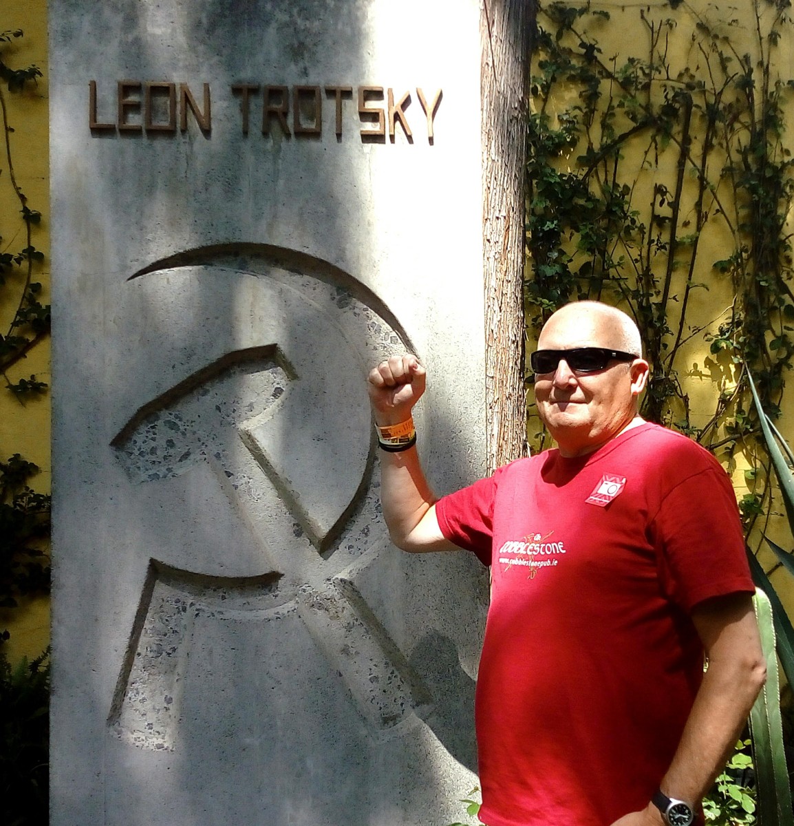 Vincent Doherty in Coyoacán, Mexico, where Trotsky was assassinated. (Image reproduced with kind permission of Vincent Doherty).